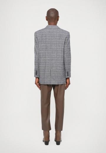 Длинный блейзер