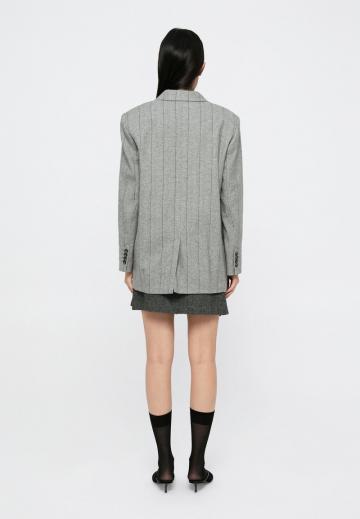 Длинный блейзер