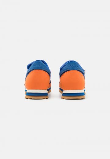 Гандбольные кроссовки