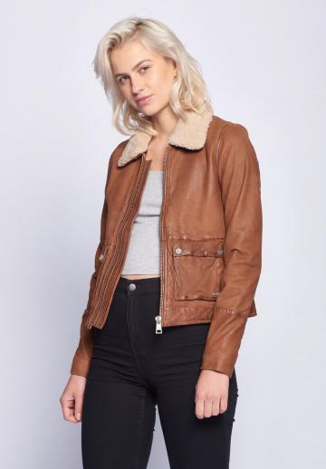 Короткая куртка