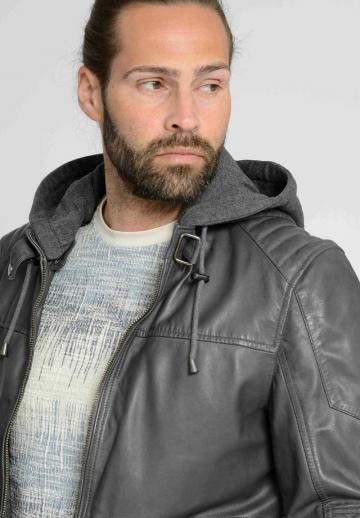 Кожаная куртка