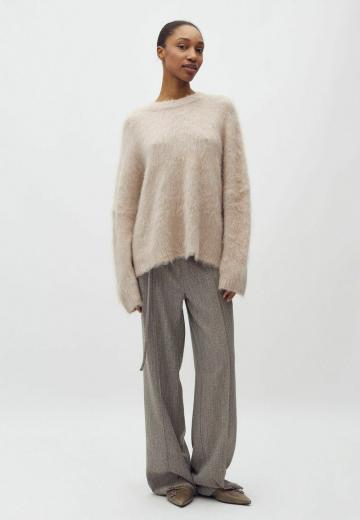 Длинный пуловер