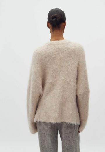 Длинный пуловер