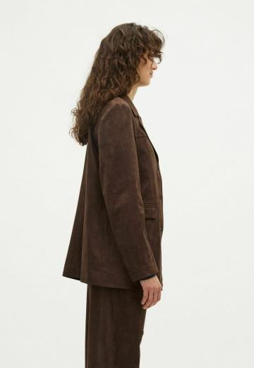 Короткое пальто