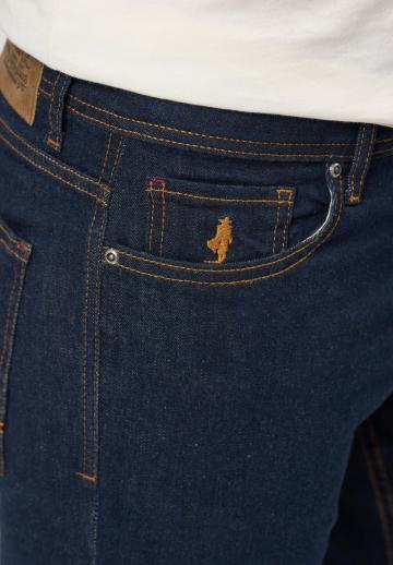 Прямые джинсы