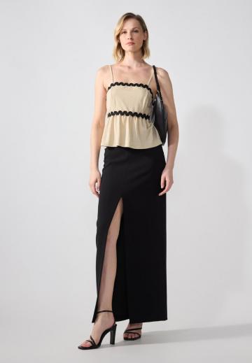 Топ на бретельках