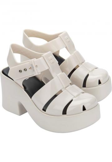 Босоножки на платформе