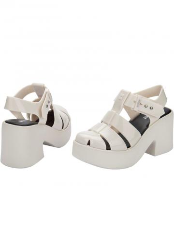 Босоножки на платформе