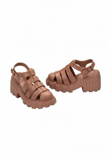 Босоножки на платформе