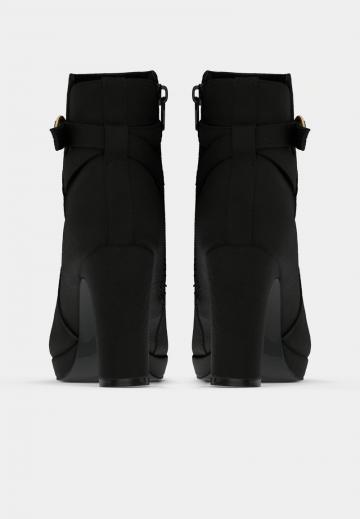 Полусапожки на высоком каблуке