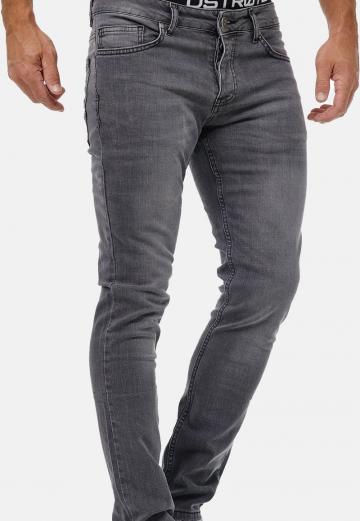 Узкие джинсы