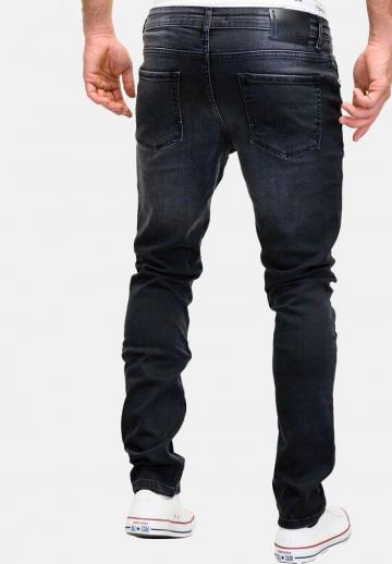 Узкие джинсы