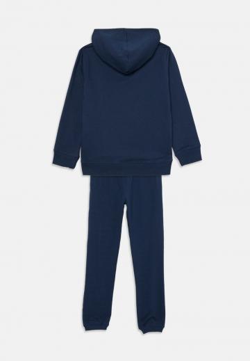 Набор одежды