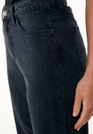 Прямые джинсы