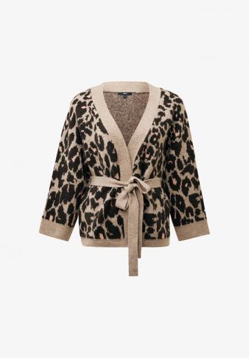 Жаккардовая вязаная кофта