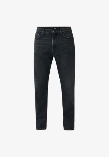 Узкие джинсы