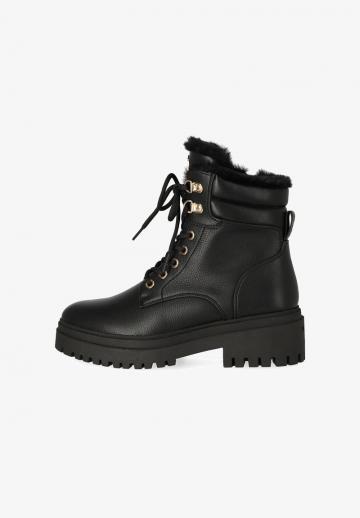 Зимние ботинки