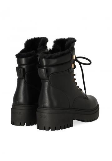 Зимние ботинки