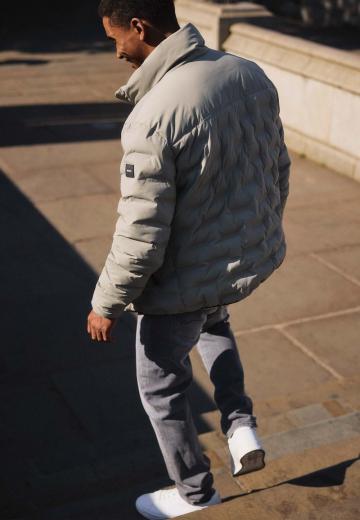 Зимняя куртка