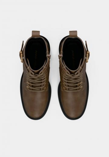 Широкие сапоги