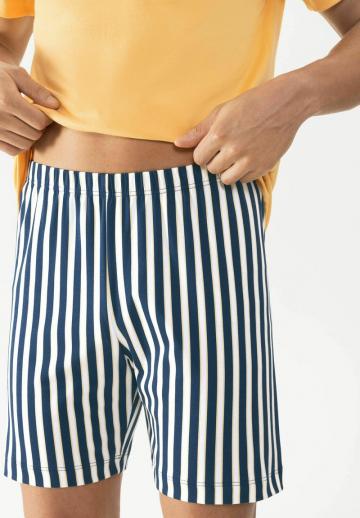 Пижама с шортами