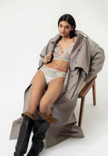 Бюстгальтер