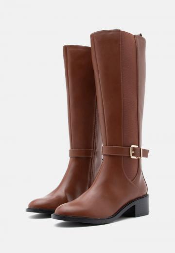 Широкие сапоги