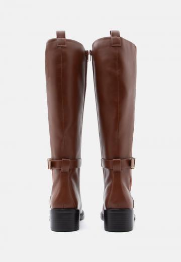 Широкие сапоги