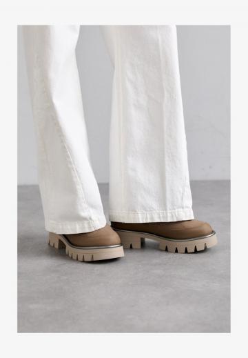 Зимние ботинки