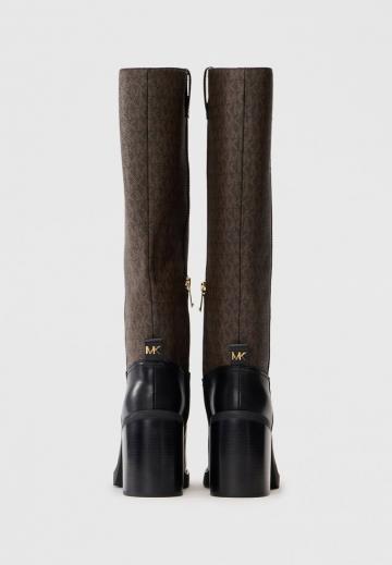 Высокие сапоги