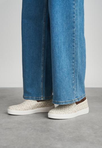 Полуботинки