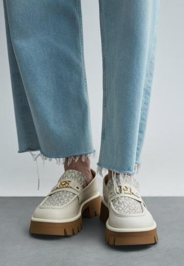 Полуботинки