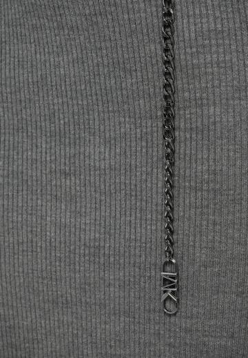 Вязаное платье