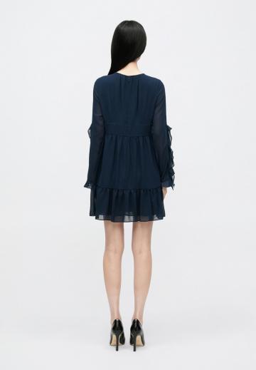 Короткое платье