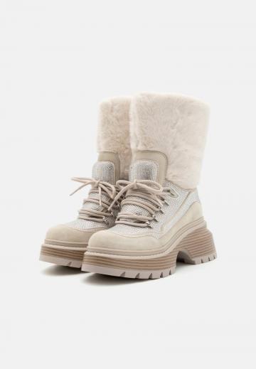 Гандбольные кроссовки