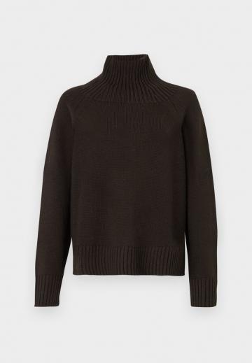 Длинный пуловер