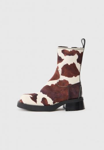 Полусапожки