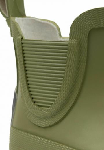 Резиновые сапоги