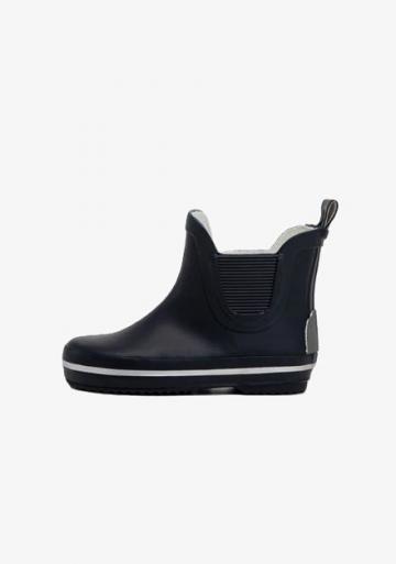 Резиновые сапоги