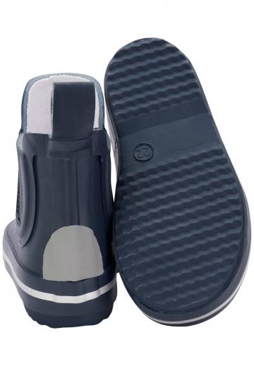 Резиновые сапоги