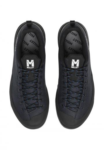 Походные кроссовки