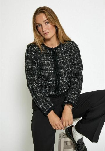 Короткий блейзер