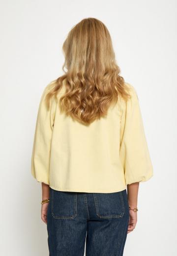 Джинсовая блузка