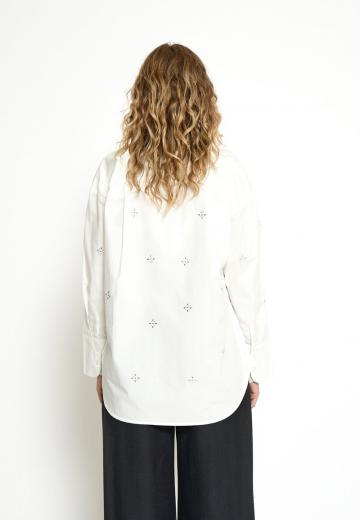 Длинная блузка