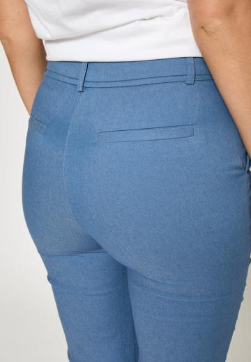 Клешеные брюки