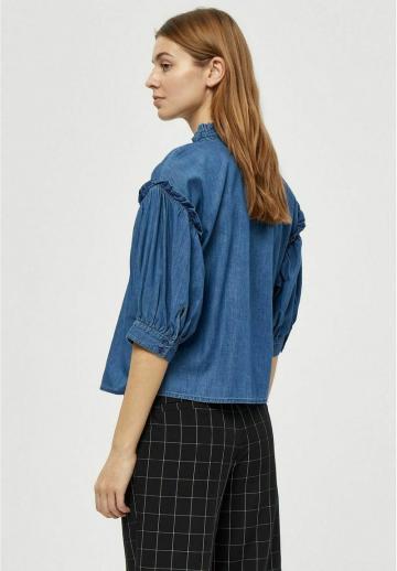 Джинсовая блузка