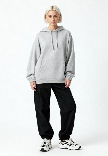 Пуловер с капюшоном