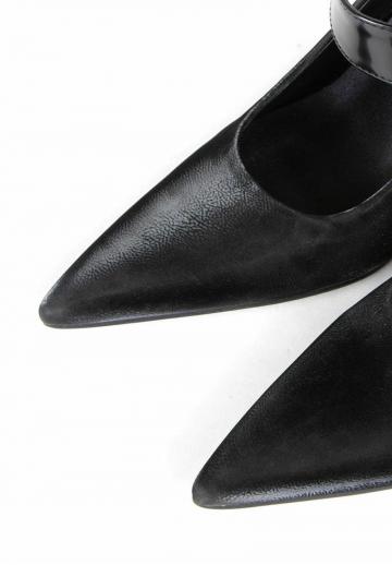 Туфли с ремешком