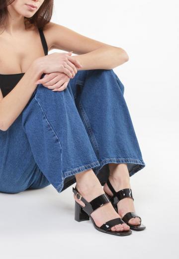 Гандбольные кроссовки