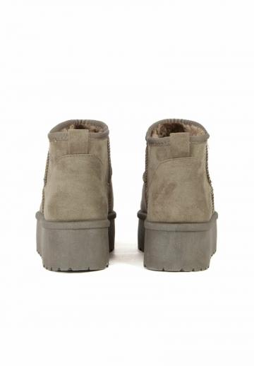 Зимние ботинки